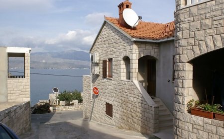 Apartmanok A Tenger Mellett Postira, Brac - 2898 Postira