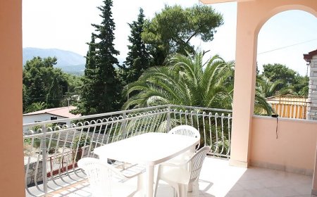 Apartmanok Parkolóhellyel Vrboska, Hvar - 4634 Vrboska
