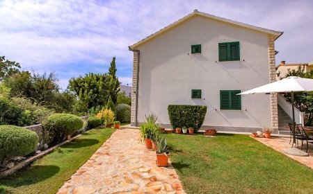 Apartment Nara Rogoznica