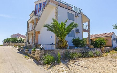 Apartments Kažimir Necujam