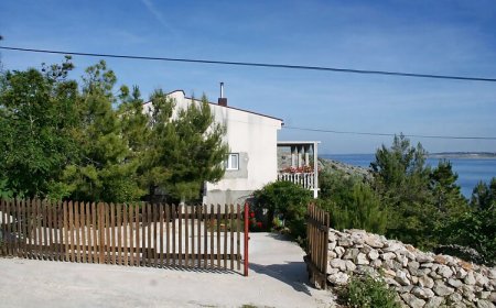 Apartmanok Parkolóhellyel Öböl Smokvica, Pag - 4137 Smokvica