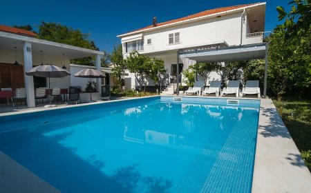 Apartmanok A Tenger Mellett Medencével Orebic, Peljesac - 14644 Orebić