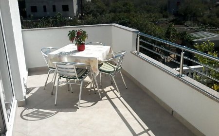 Apartmanok Parkolóhellyel Vinisce, Trogir - 12248 Vinišće