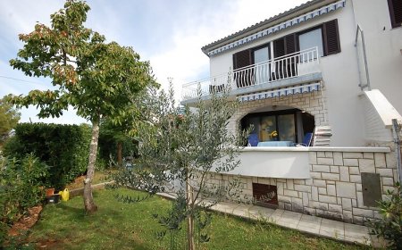 Apartment Doriana Njivice