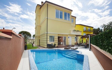 Apartmanok Családok Részére Medencével Pula - 14924