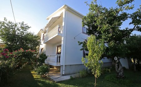 Apartmani Vera Sukošan