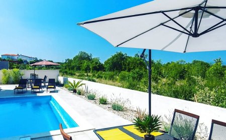 Apartment Emili Malinska