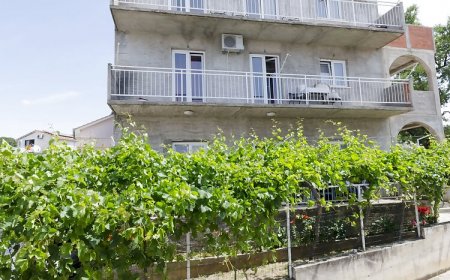 Apartments Biserka Primosten