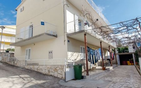 Apartment Josipa Primosten