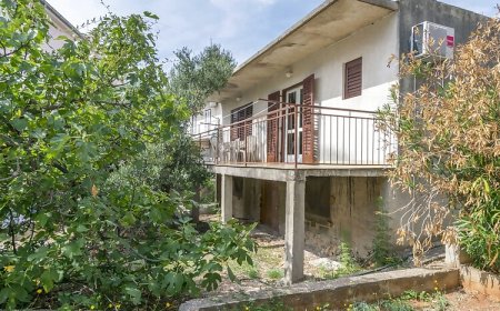 Apartment Ljuba Primosten