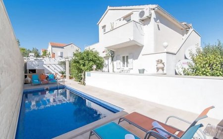 Petranic Apartments Supetar