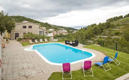 Apartmani Star Stomorska