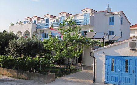 Apartmani Blue Sućuraj