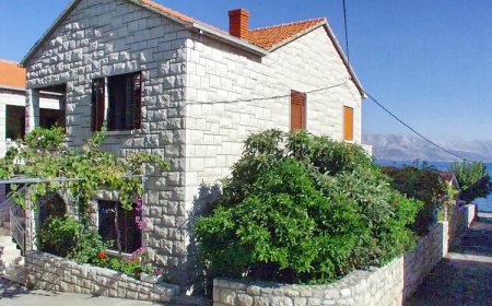 Apartmanok A Tenger Mellett Postira, Brac - 9241 Postira