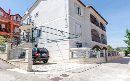 Apartments Maja Rogoznica