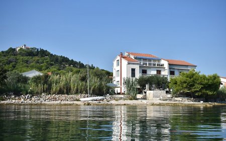 Apartmanok A Tenger Mellett Tkon, Pasman - 686 Tkon