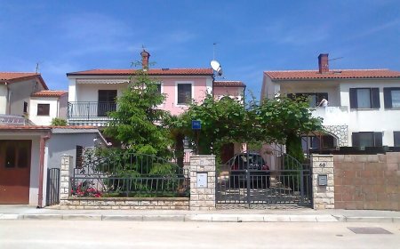 Apartmanok Parkolóhellyel Fazana - 7281 Fažana