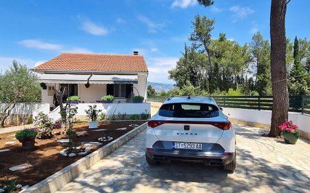 House Relaxing oasis Stari Grad