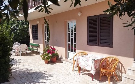 Apartmanok Parkolóhellyel Novi Vinodolski - 5587
