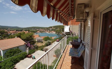Apartmanok Parkolóhellyel Jelsa, Hvar - 4019 Jelsa
