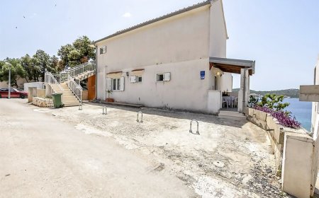 Apartments Apartmani Bebe Razanj