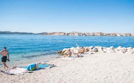 Apartments Čaće Brodarica