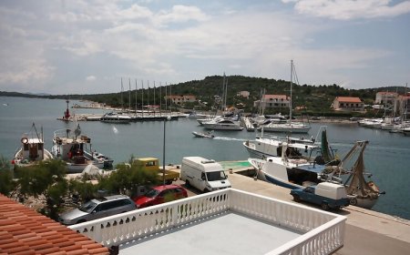 Apartmanok A Tenger Mellett Jezera, Murter - 5123 Jezera