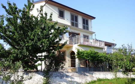 Apartmanok Parkolóhellyel Novi Vinodolski - 5482