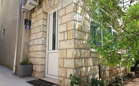 Apartments Ena Primosten