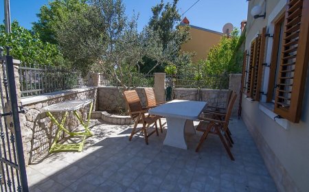 Apartmanok Parkolóhellyel Punta Kriza, Cres - 8082 Punta Križa