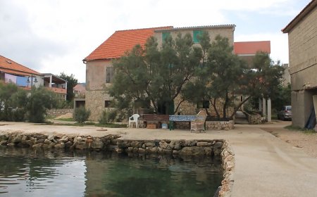 Apartmanok A Tenger Mellett Nevidane, Pasman - 8528 Neviđane