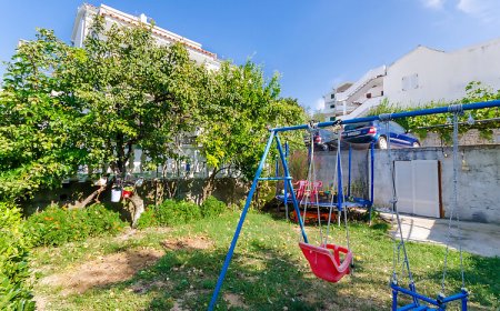 Apartments Pela Lopar