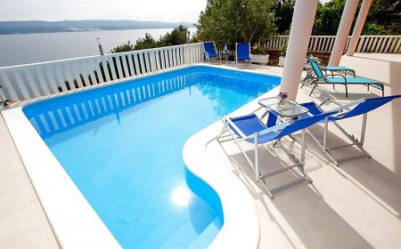 Apartments Adriatic Blue with pool Mimice