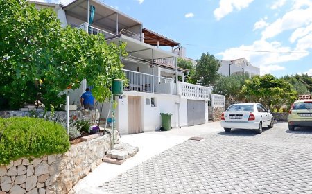 Apartments Petar Okrug Gornji