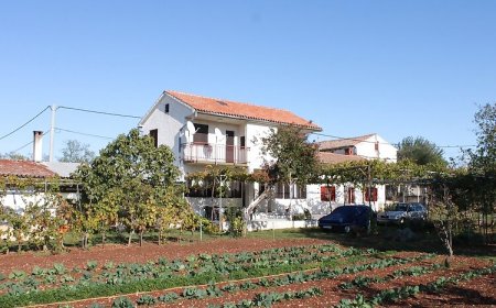 Apartmanok Parkolóhellyel Valtura, Pula - 7419 Valtura