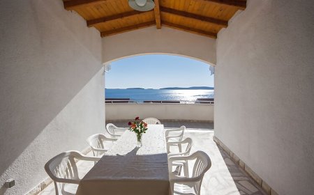 Apartmanok A Tenger Mellett Brodarica, Sibenik - 5736 Brodarica