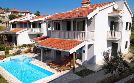 Apartmanok Családok Részére Medencével Palit, Rab - 3211 Palit