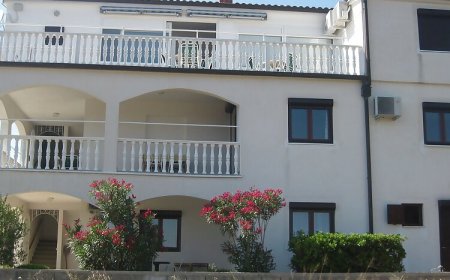 Gogoljak Apartmani Vir