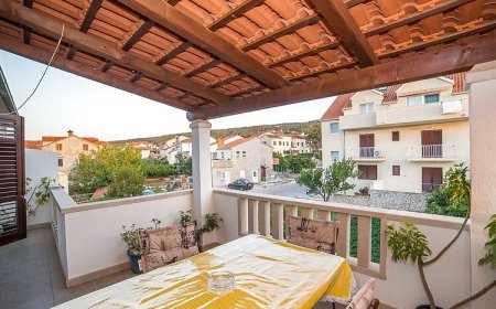 Apartmanok A Tenger Mellett Supetar, Brac - 14747 Supetar