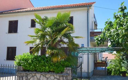 Apartments Uzelac Malinska