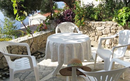 Apartmanok A Tenger Mellett Pisak, Omis - 967 Pisak