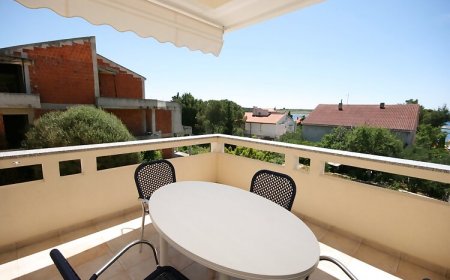 Apartmanok Parkolóhellyel Novalja, Pag - 3294 Novalja