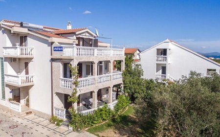 Apartments villa Sunshine Tribunj