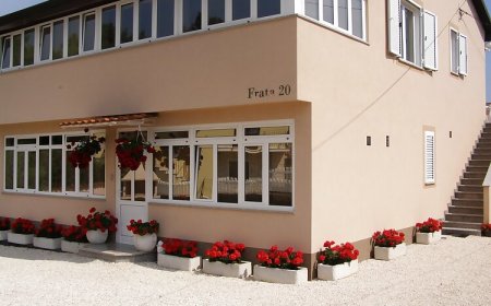 Apartmani Roviš Tar