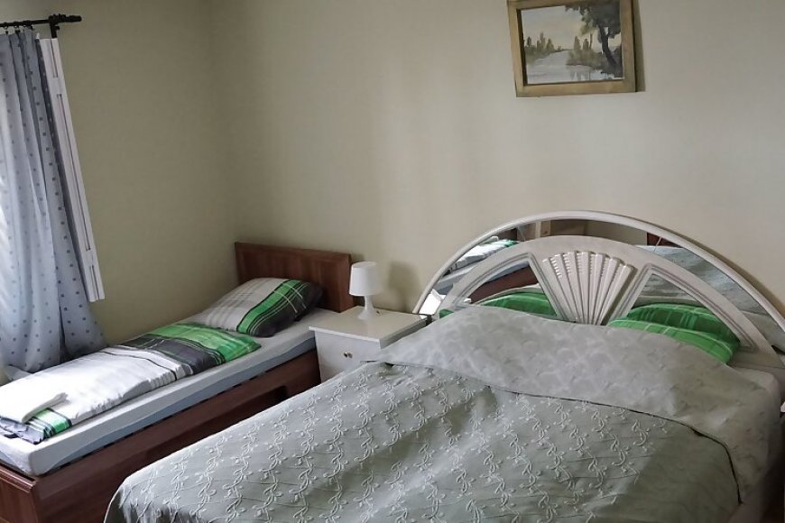 Tüskevár Apartman Abádszalók