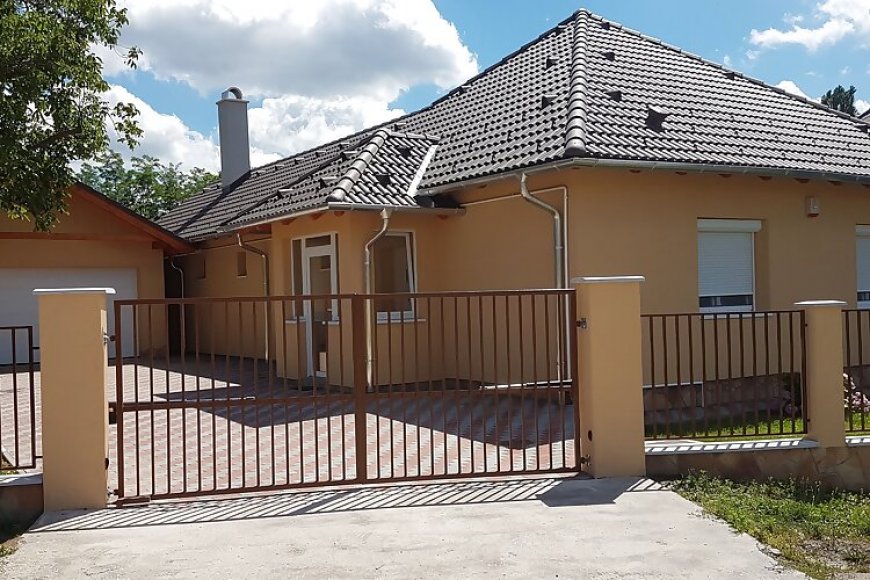 Dzsigolo Apartmant Ajka