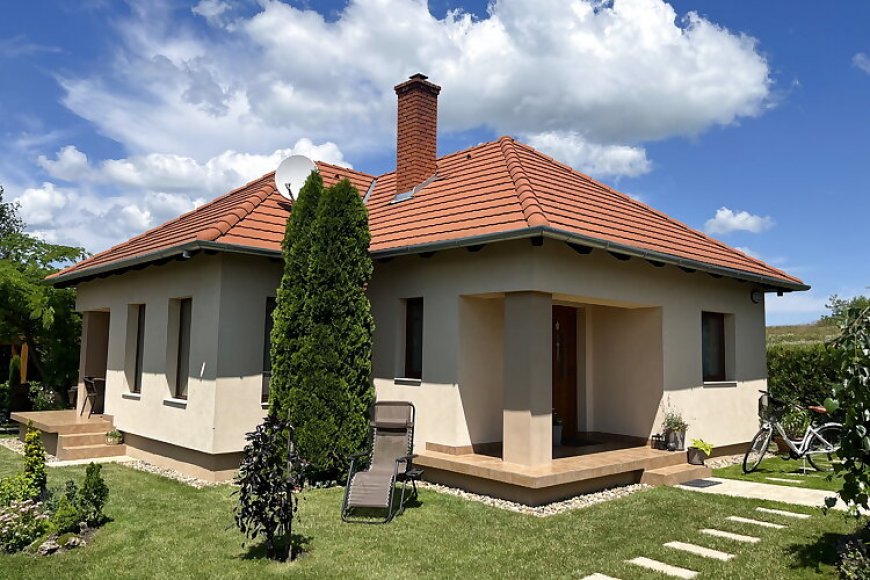 Szilvia Apartman Balatonakali