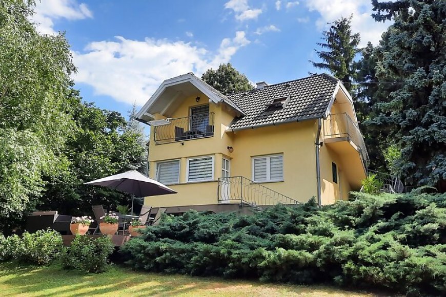 Gabi Apartmanház Balatonalmádi