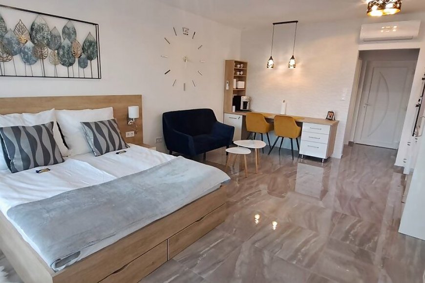 Töreki Extra Apartman Balatonalmádi