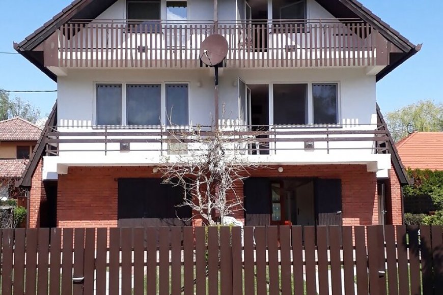 Fiumei Apartmanok Balatonboglár